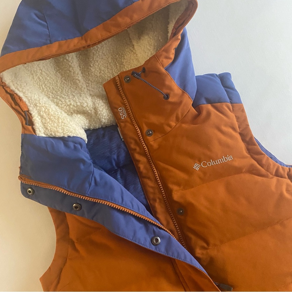 Columbia Winter Challenger 550 Down Vest Women M Sherpa Hooded Full Zip Puffer